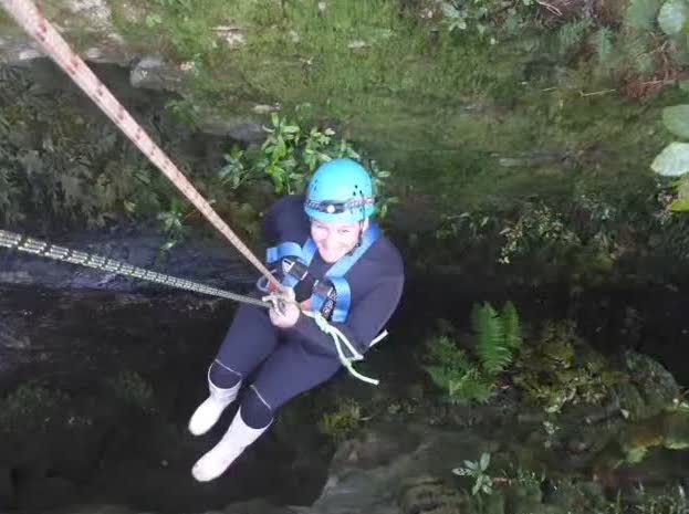 caving nz